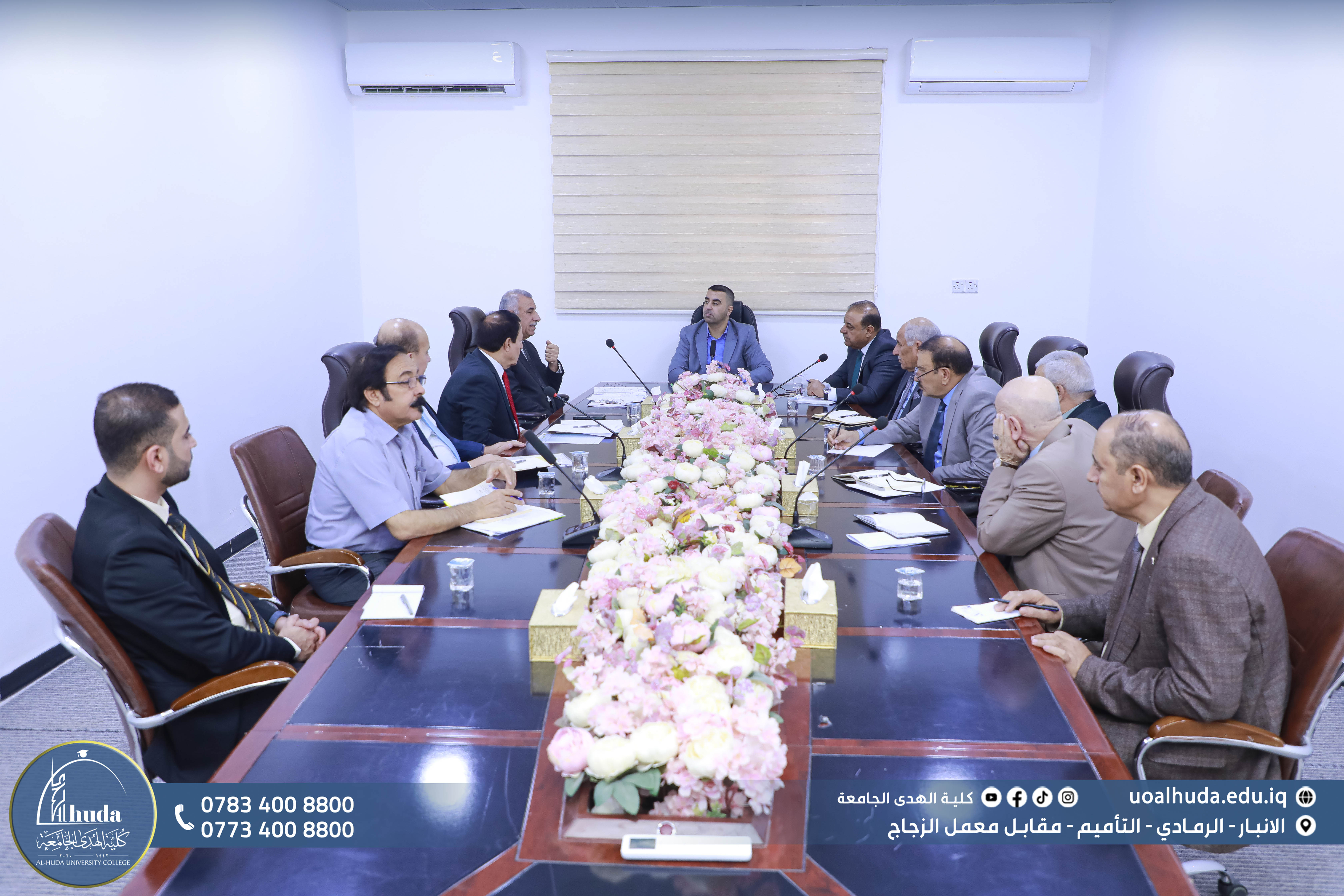 عقد السيد عميد كلية الهدى الجامعة اجتماعًا موسعًا مع رؤساء الأقسام العلمية والإدارية كافة.